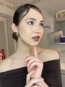 LeenaPuita Today was a difficult day, but I'm still with you Pic 9