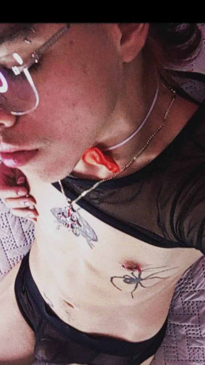 Bennet-Gray Trending Plaatje 3562