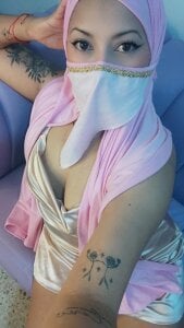 Naylanoor's XXX Nude Photo 2