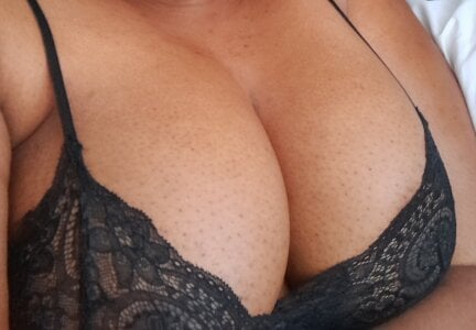 JuicyAnnie Public Foto 2