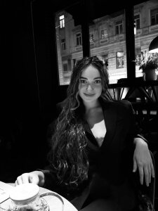 hey hey hey de MargeDawoud  6 Imagens