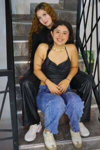 girlfriends de valeria_and_zoe Foto