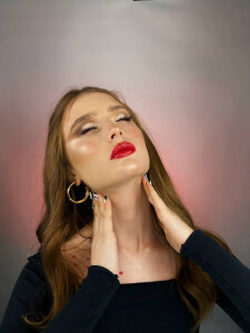 AleenKilogan Public 사진 3