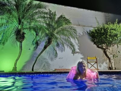 _Hot_Mommy_ a lot of sexy heat 🔥🔥❤ Pic