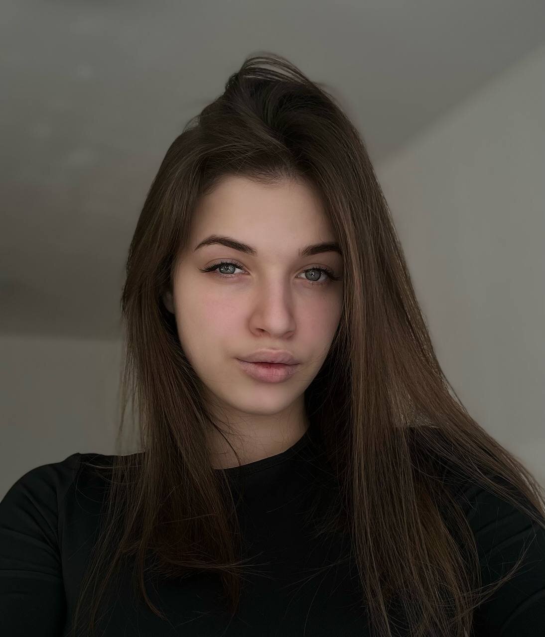 sof1a_shy