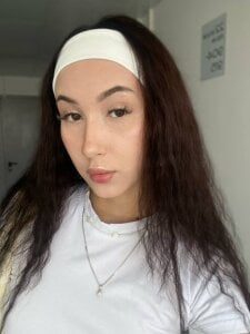 AvrilLatam Sporty Vibes 🎧🔥 Pic