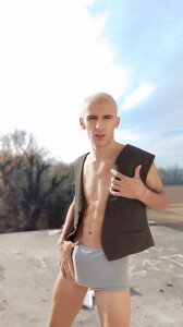 HeverlonPrivate Public Shot Pic 2