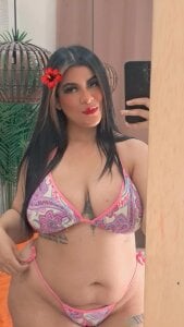 TianaGlow26 Curves Rule зображення 2