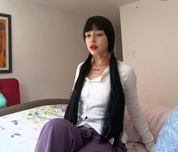 MITZI_TAY1 Public Pic