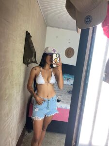 Samantaxhh Public Pic 6