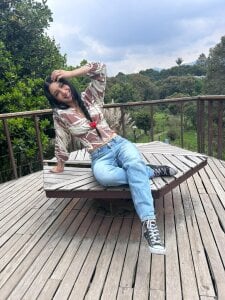 _ArianaToro Saturday ☀🌅 Bilde 2