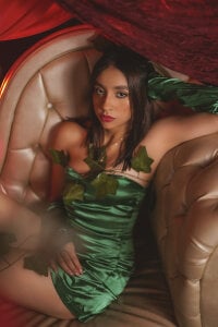 IvyJhons Forbidden Garden Pic 5