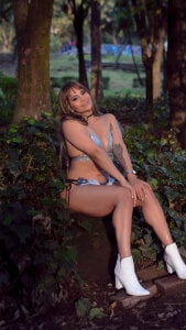 Emma-kell Wild ion Pic
