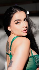 _giggy_2 Good night my loves 👅🍒😘  3টি ছবি