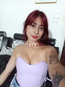 Sarah_Lark- Public Pic 8