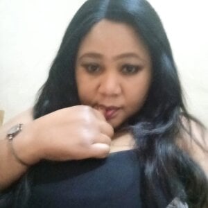 THICKSEXYXX Public Pic 5