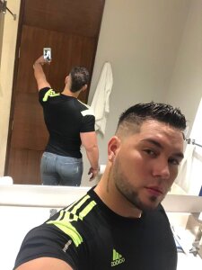 kyleWils0n__ Public slika 4