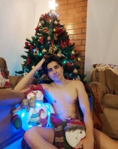 dylan_cross_ MERRY CHRISTMAS 🎀🫶🏻🧑🏻‍🎄 Pic 4