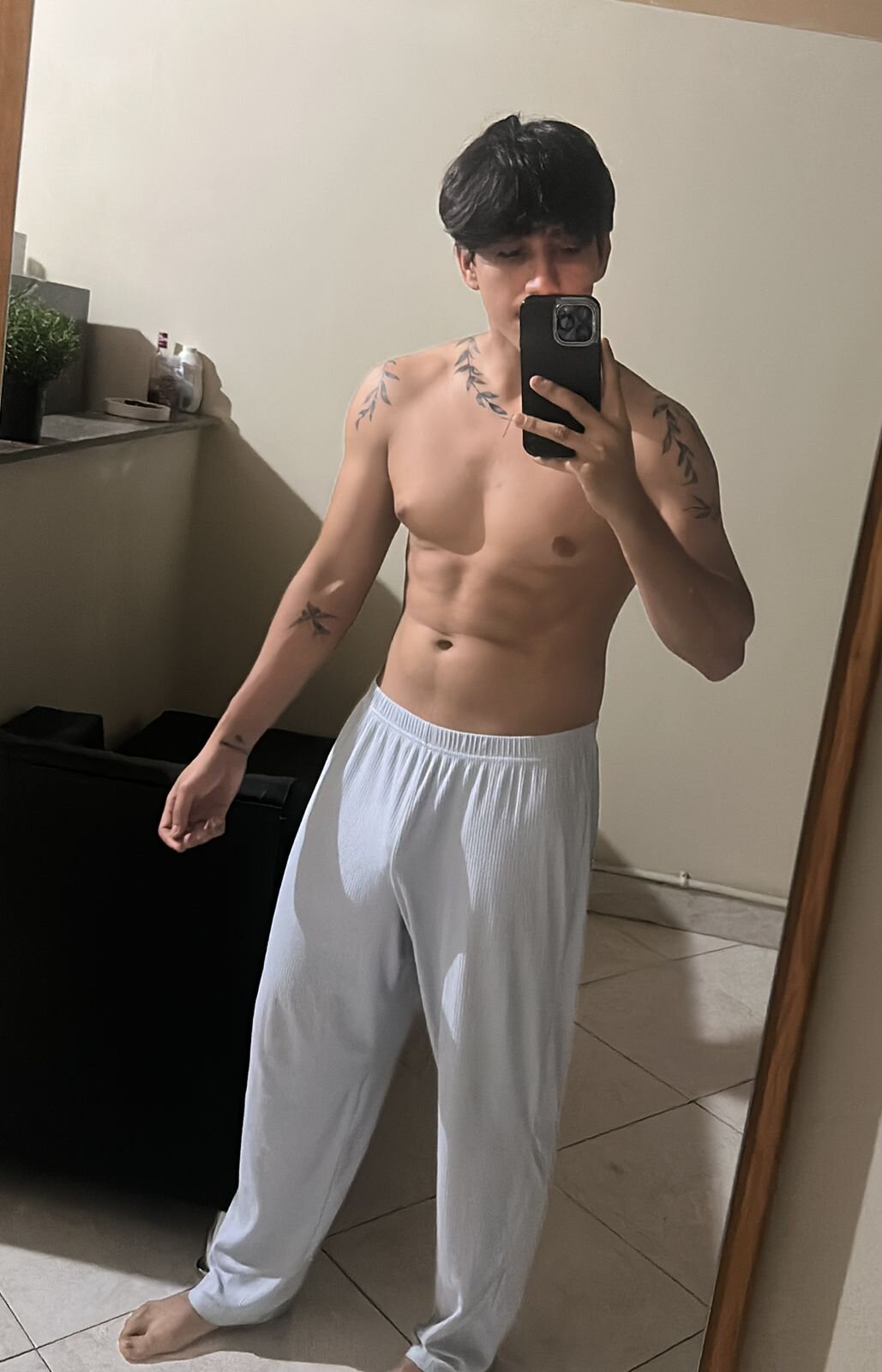 Трендове зображення  2685 Allex_Cano