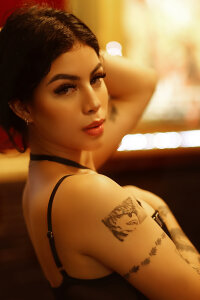 Aya_Laurent Public Pic 5