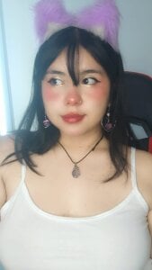 _Bella_7 KISSES DARLING Hình 2