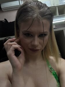 IvyBriggs Public Pic 2