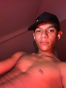 brandon_boycock hi love wellcome Poză 4