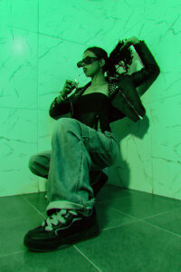 DANGER 😈 de Lia_Valmont  3 Imagens