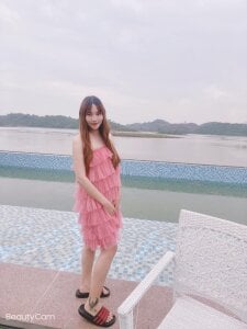 ll_aaa 我爱你😯❤️💕❤️ Pic 4