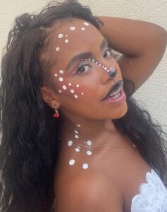 Tiifany_Baker wild deer 🤎 Gambar