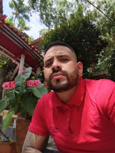 alanJohnson145intimate charm图片