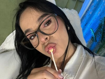 Miss_Denisse 💛 Pic 4