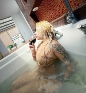 ConstansBlonde “Dive in… I’ll take care of the rest” 💦 圖片 8