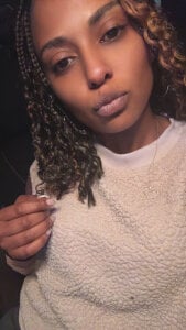 Public de Goldie_Glows63  5 Imagens