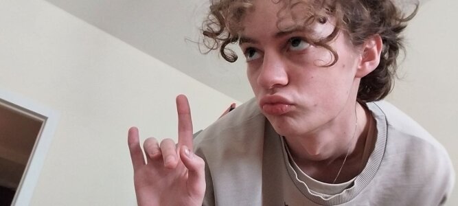 LukeSweet Public Foto 2