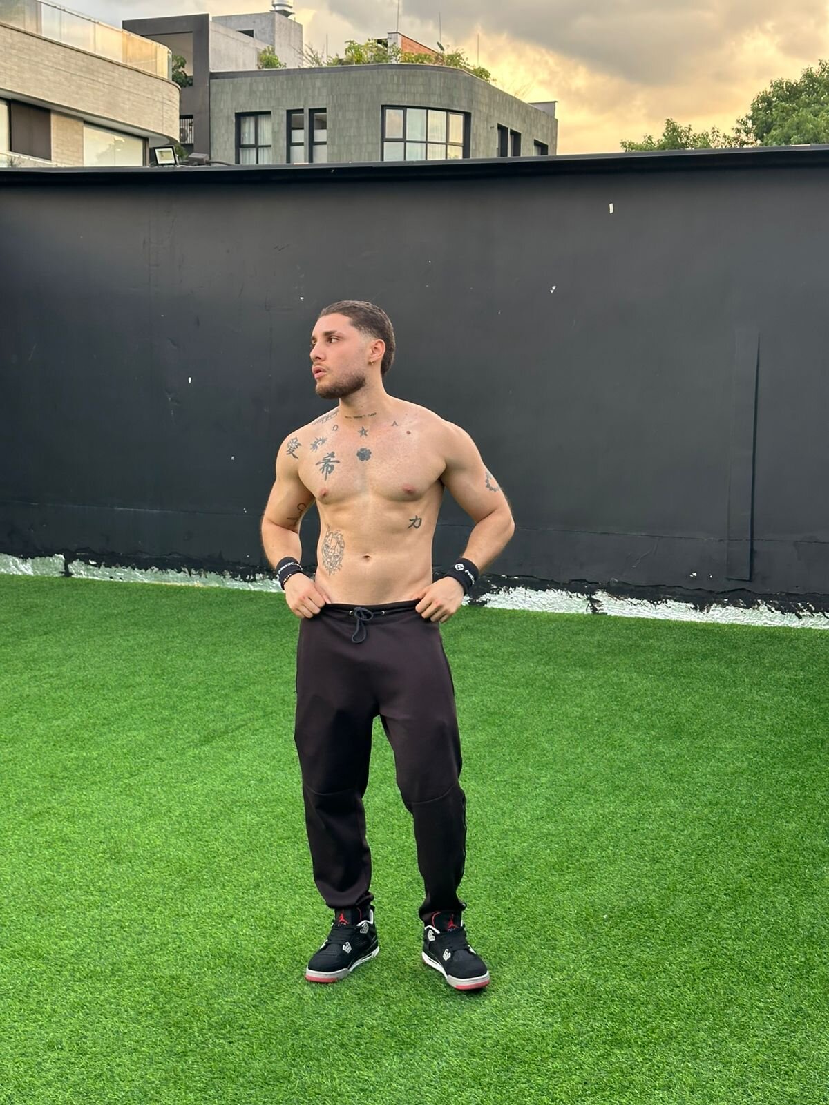 King_meruem 님의 트렌드 중인 사진  7177개