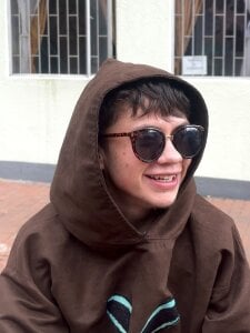 Make me smile de SimonMasseel  Imagens