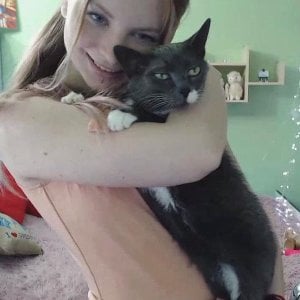 Cuddle_Cat