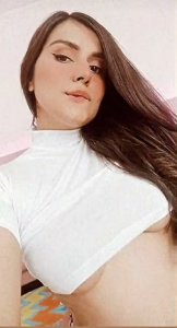 camila_af Public Pic 2