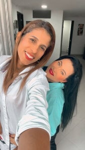 sexylesbian2026 sexy paris in briana Bilde 5