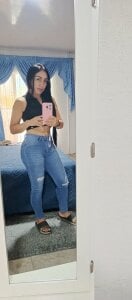 Mia_Davis__ Public Foto 4