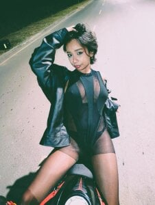 AliceJackkson A somewhat hot ride Pic 2