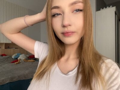 AveryBerkson new hairstyle Foto 3