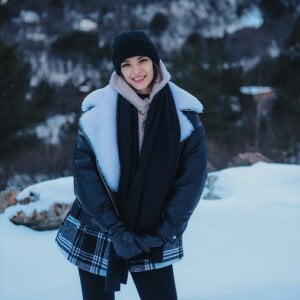 Miss_Monroe Velvet Air Pic