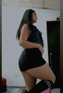 CharloteRussell Public Pic 5