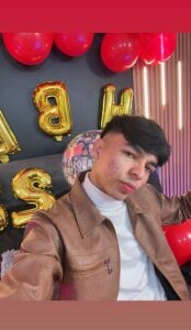 OnlyJos 🥳 Birthday boy here! Foto