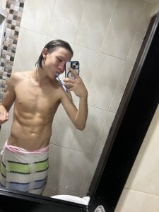 kevinbigcokc18 🤴🏼🤍😍😮‍💨 Pic 5