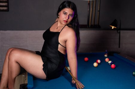 charlotte_chapman a very hot game 🎱🔥💋 Foto 4