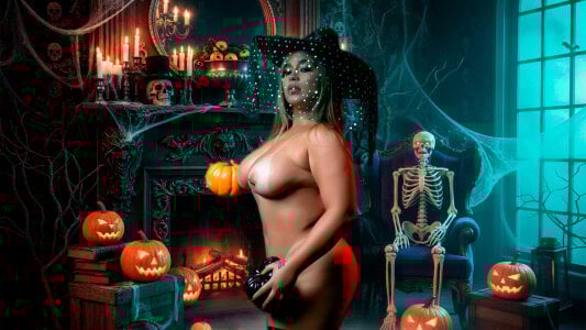 LaurenWelly_ HAPPY HALLOWEN 2025 Pic 8