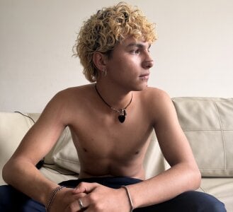 noah_beck Public รูป  5